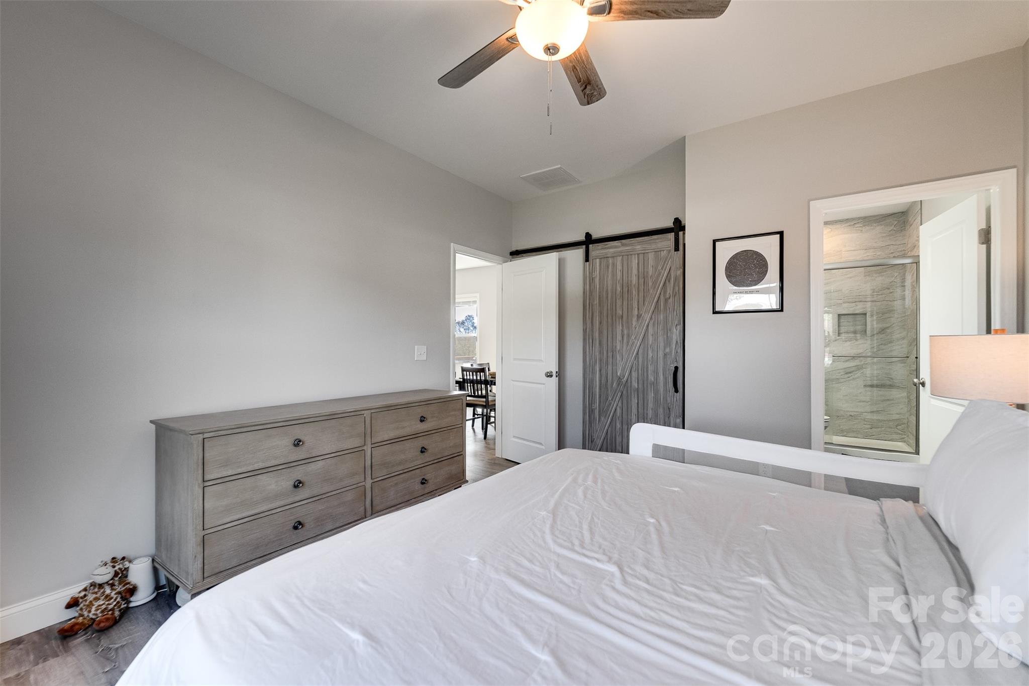 955 North Canton Road Canton, NC 28716 - Photo 14 of 48