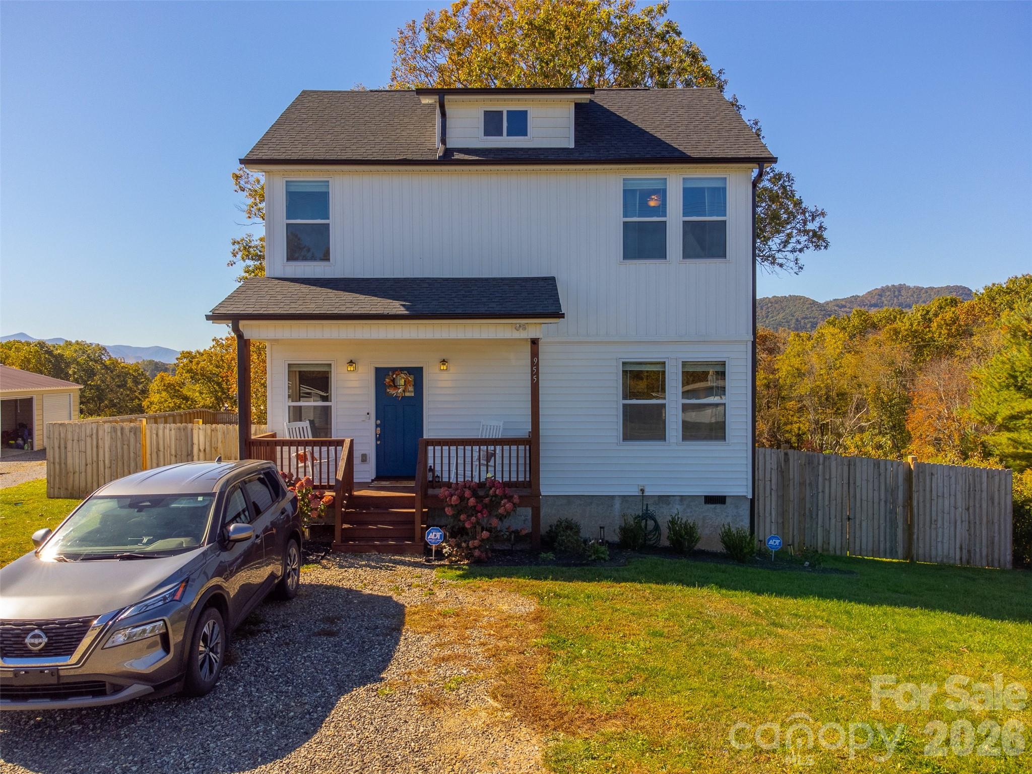 955 North Canton Road Canton, NC 28716 - Photo 2 of 48