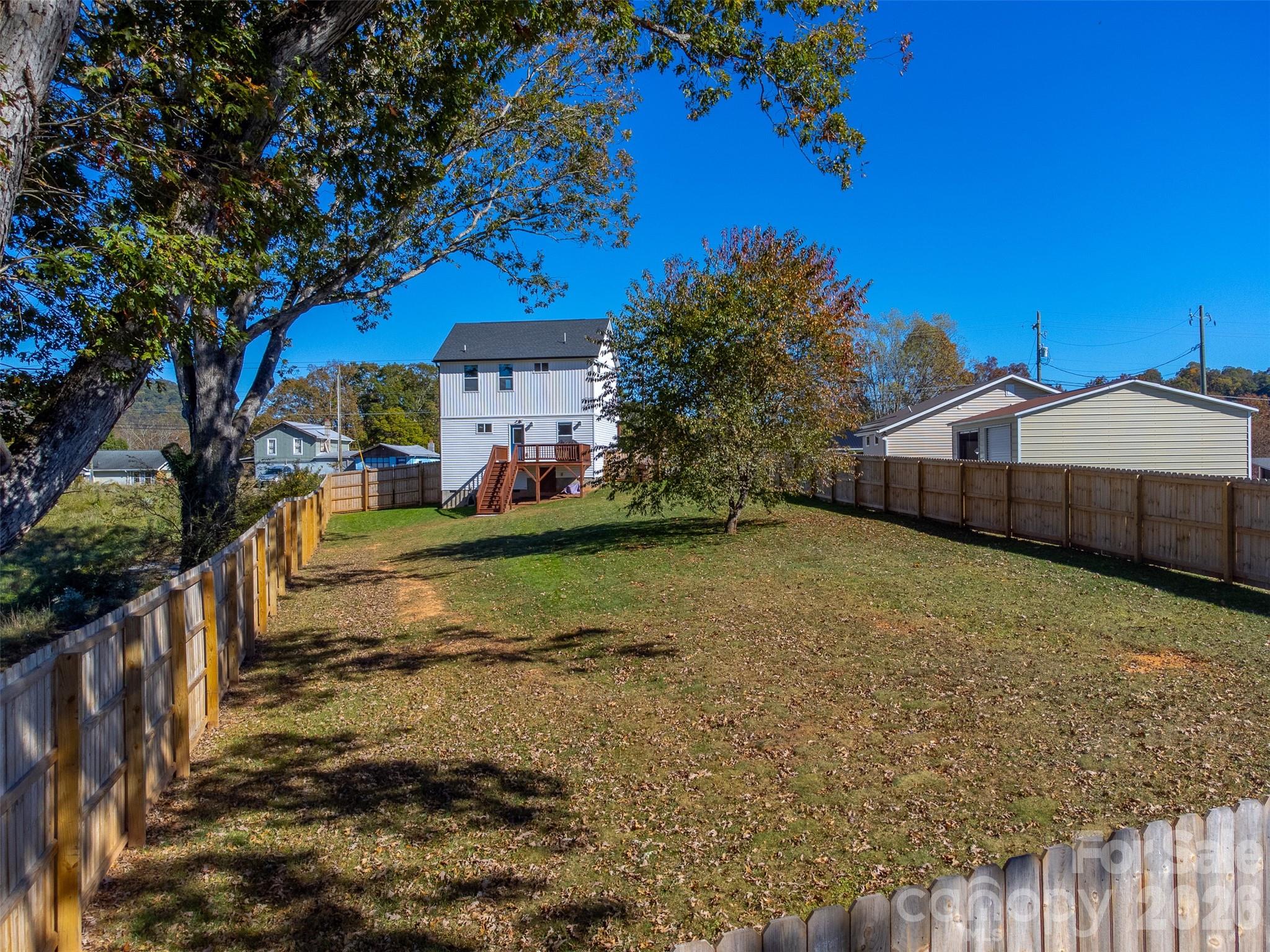 955 North Canton Road Canton, NC 28716 - Photo 39 of 48