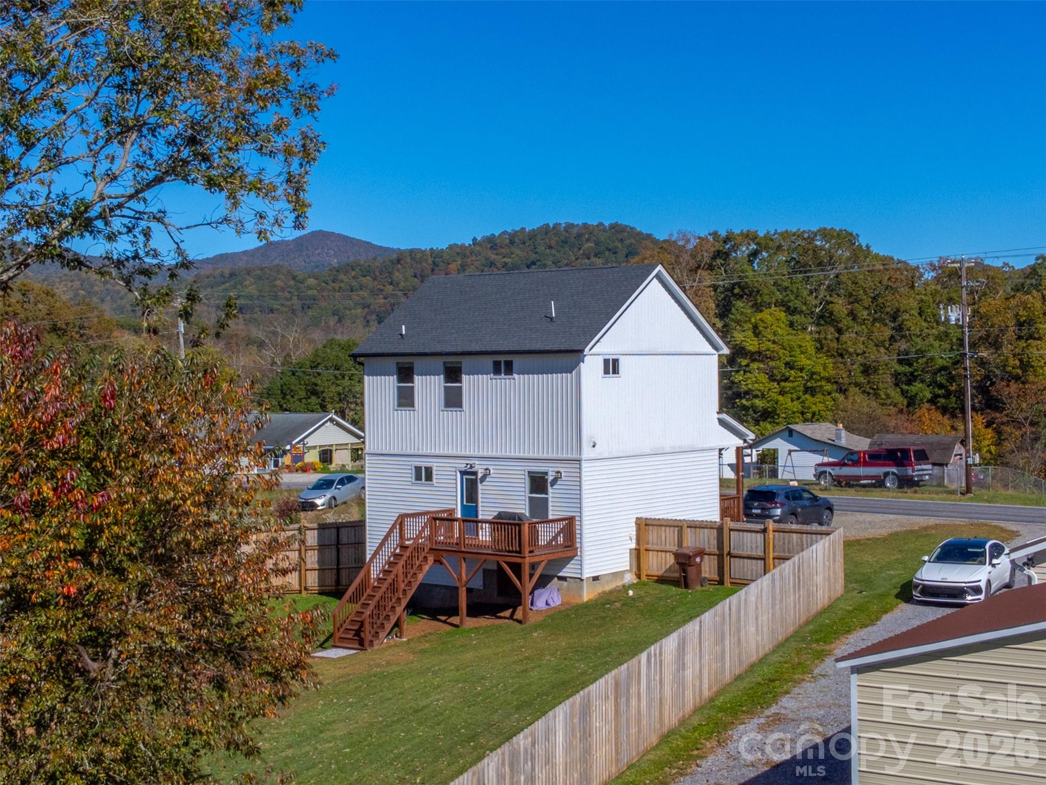 955 North Canton Road Canton, NC 28716 - Photo 41 of 48