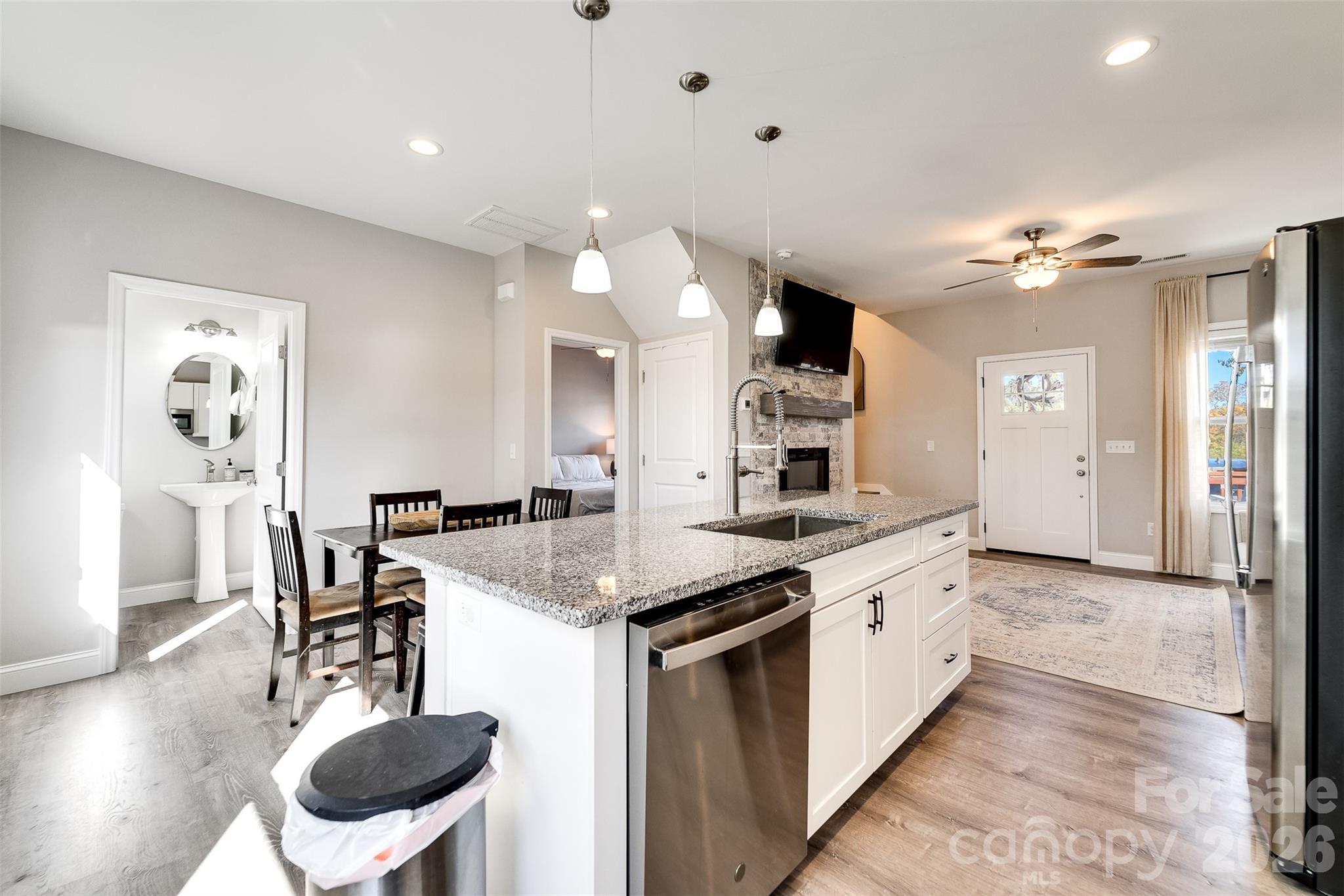 955 North Canton Road Canton, NC 28716 - Photo 10 of 48