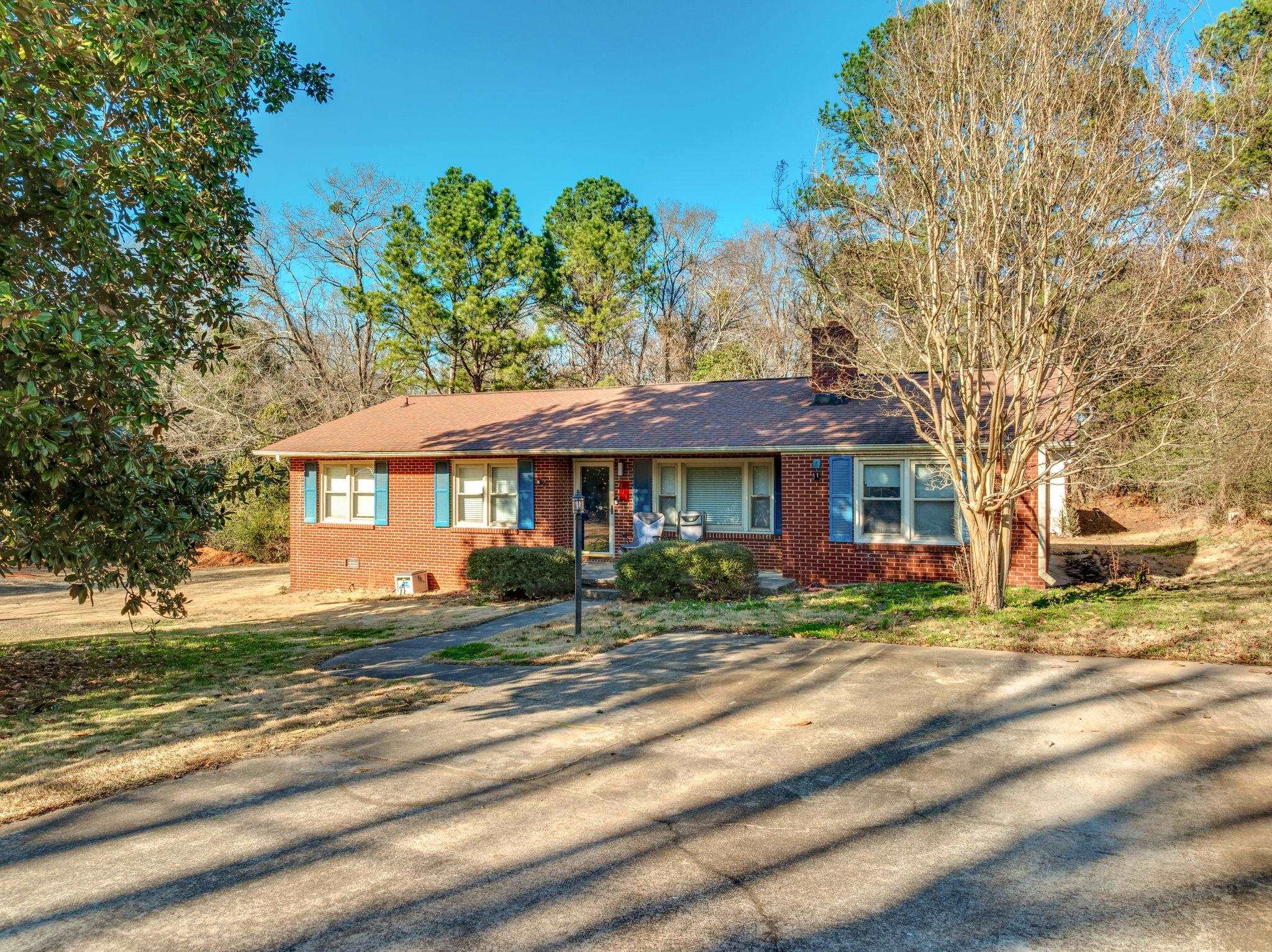 211 Catawba Street Union, SC 29379 - Photo 27 of 33