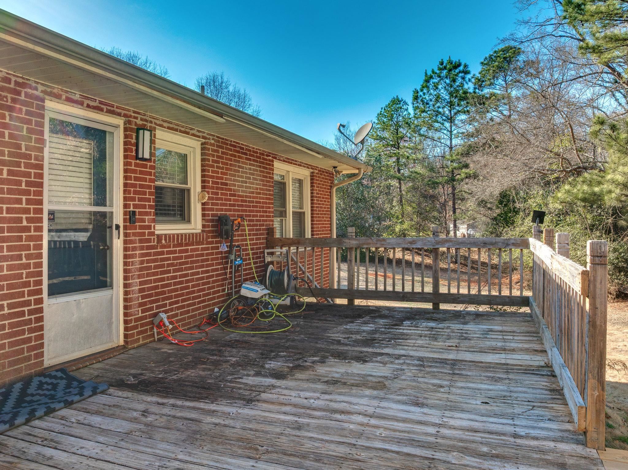 211 Catawba Street Union, SC 29379 - Photo 30 of 33