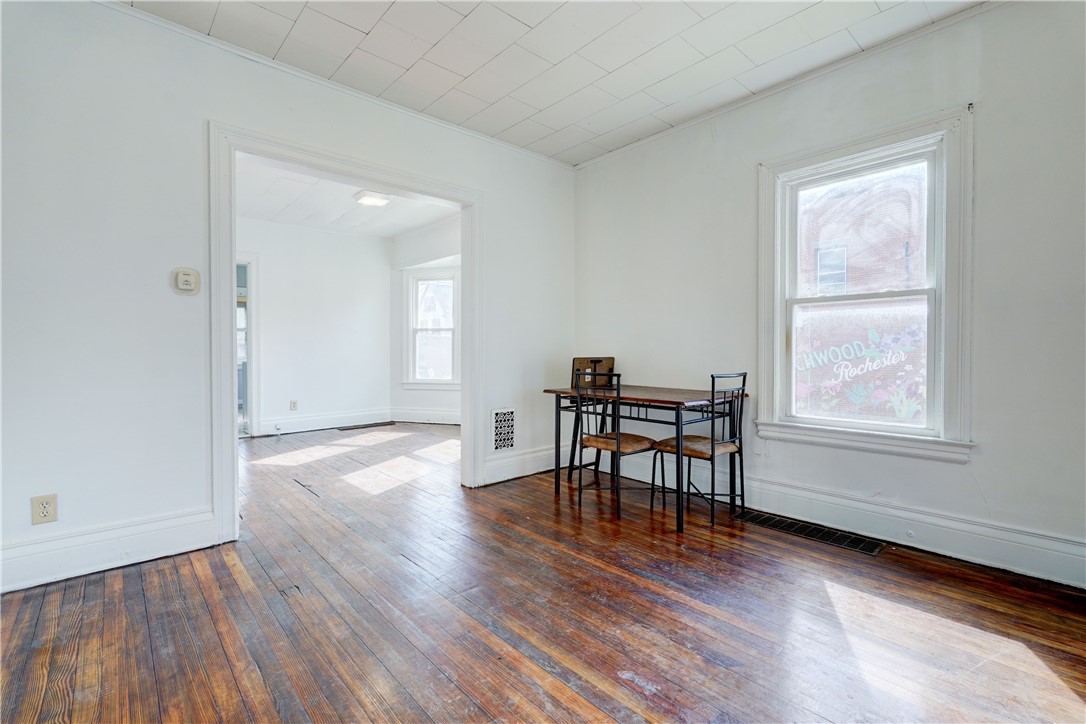 459 Parsells Avenue Rochester, NY 14609 - Photo 8 of 29