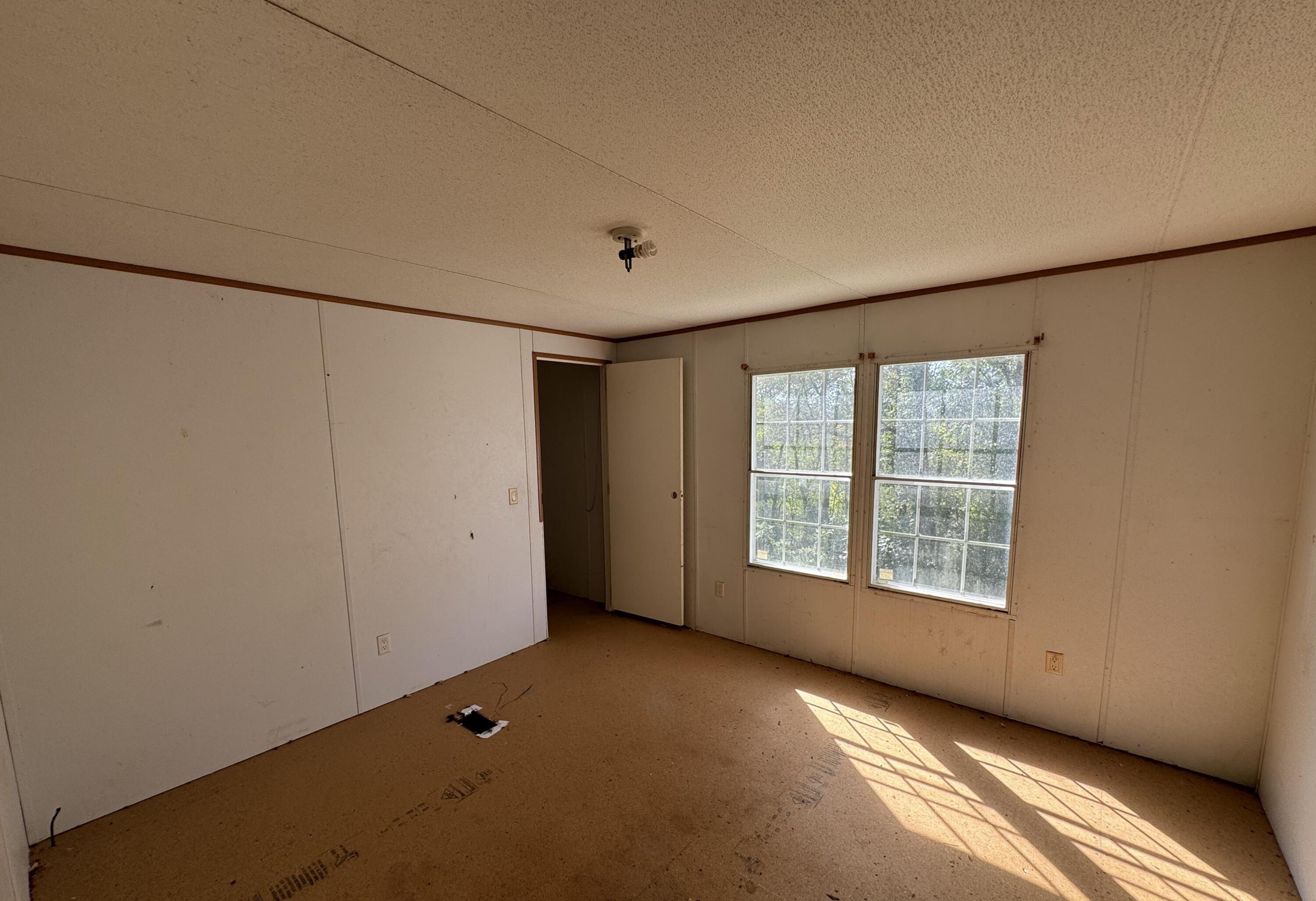 205 Nelson Street Corbin, KY 40701 - Photo 4 of 11 4