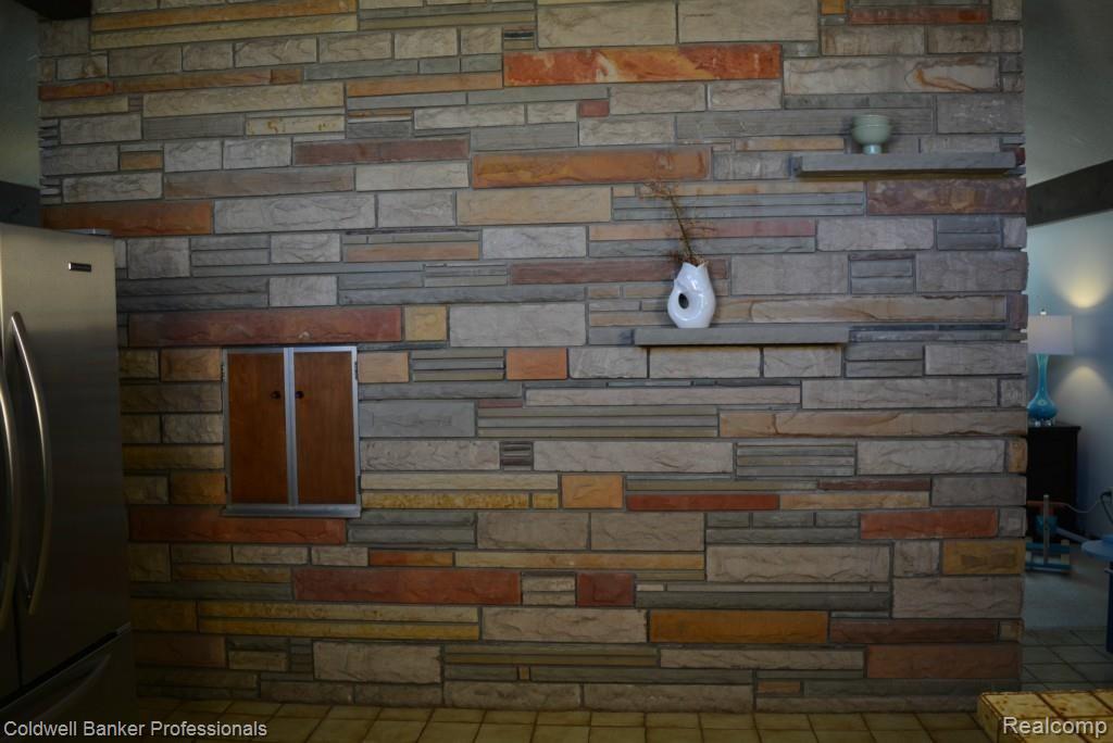 7 Roslyn Road Grosse Pointe, MI 48236 - Photo 13 of 41 DSC_1256.jpg