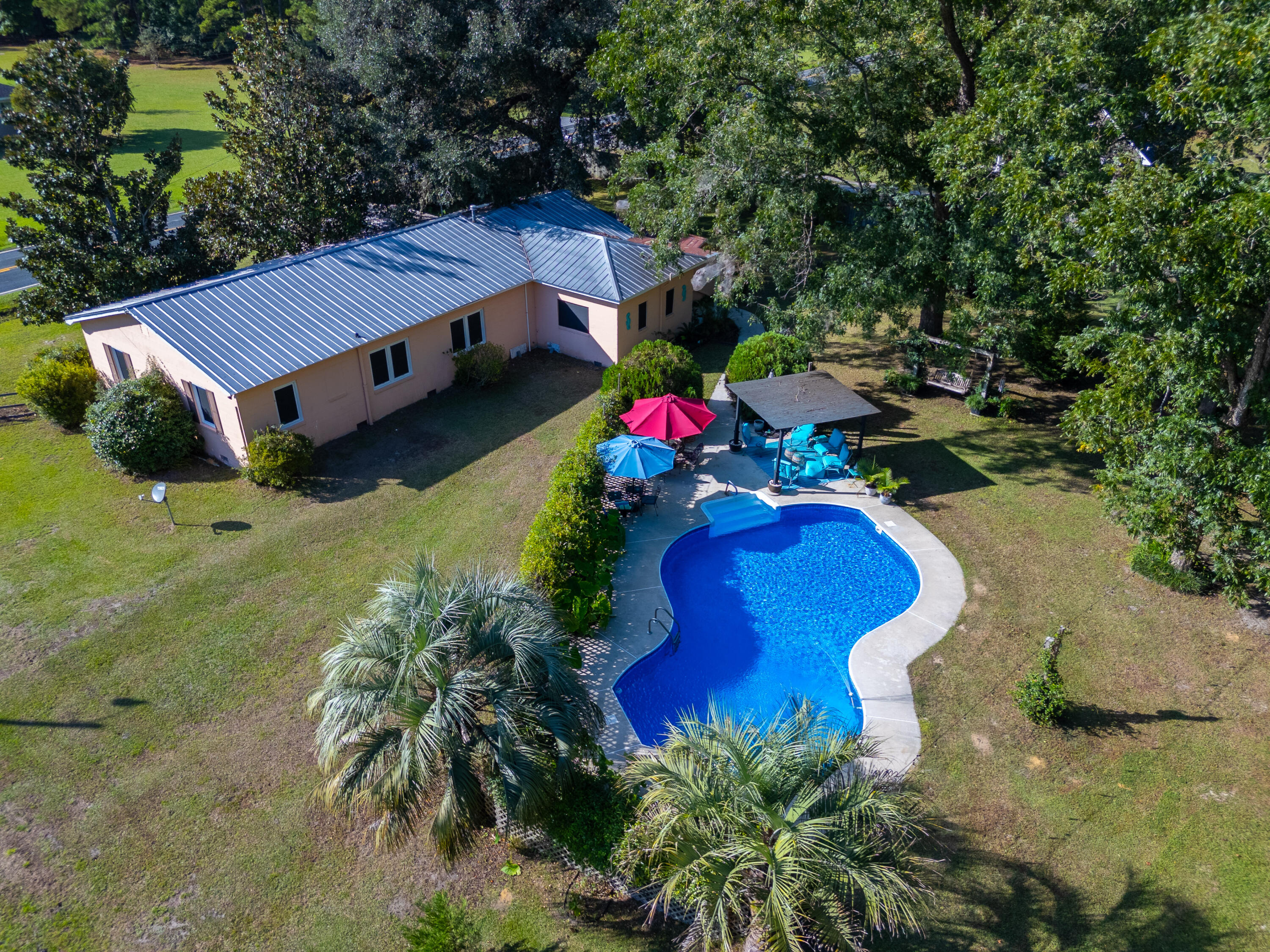 652 Beidler Forest Road Dorchester, SC 29437 - Photo 1 of 33 DJI_20240917164349_0052_D