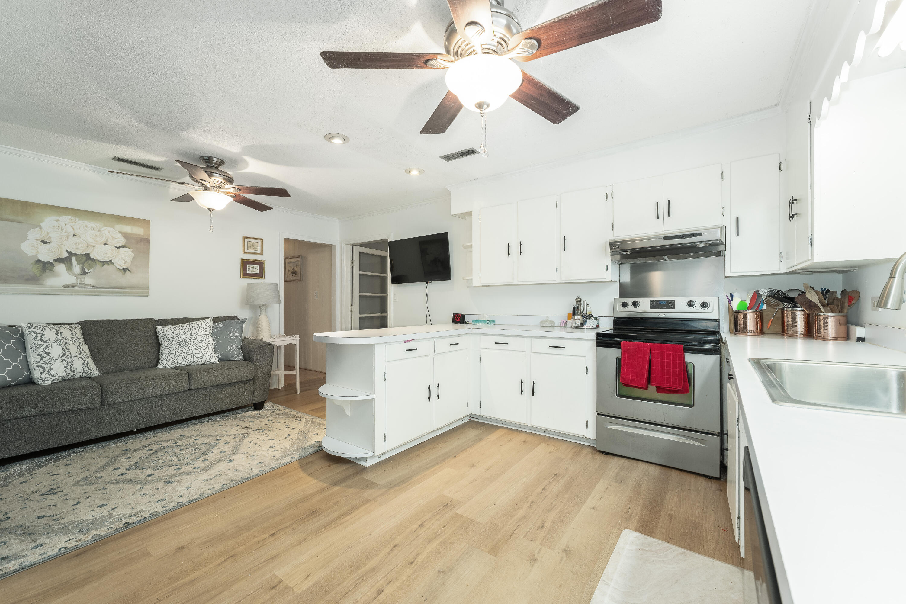 652 Beidler Forest Road Dorchester, SC 29437 - Photo 21 of 33 P1042838-Edit