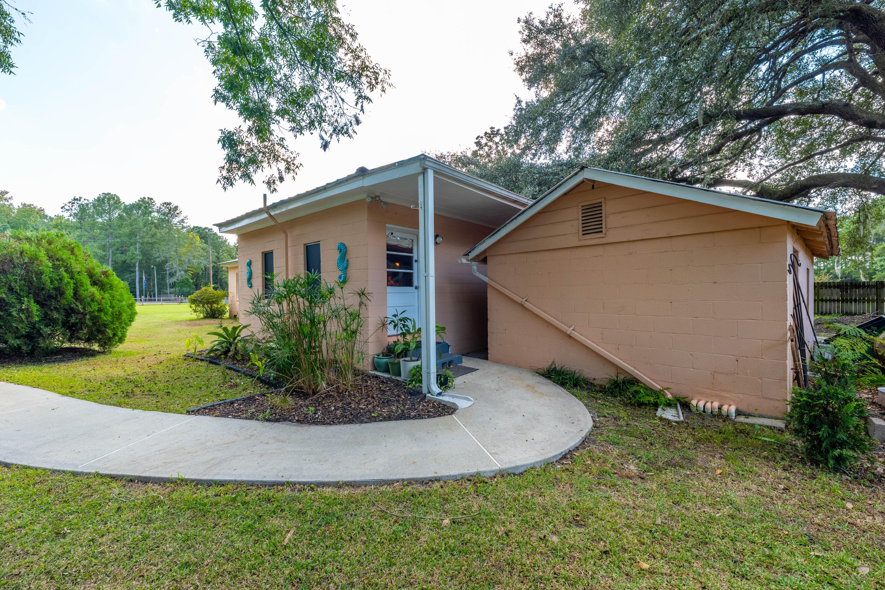 652 Beidler Forest Road Dorchester, SC 29437 - Photo 5 of 33 P1042881