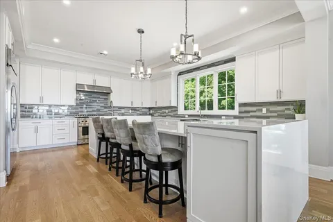 $4,799,000 | 7 Preston Lane, East Setauket, NY 11733