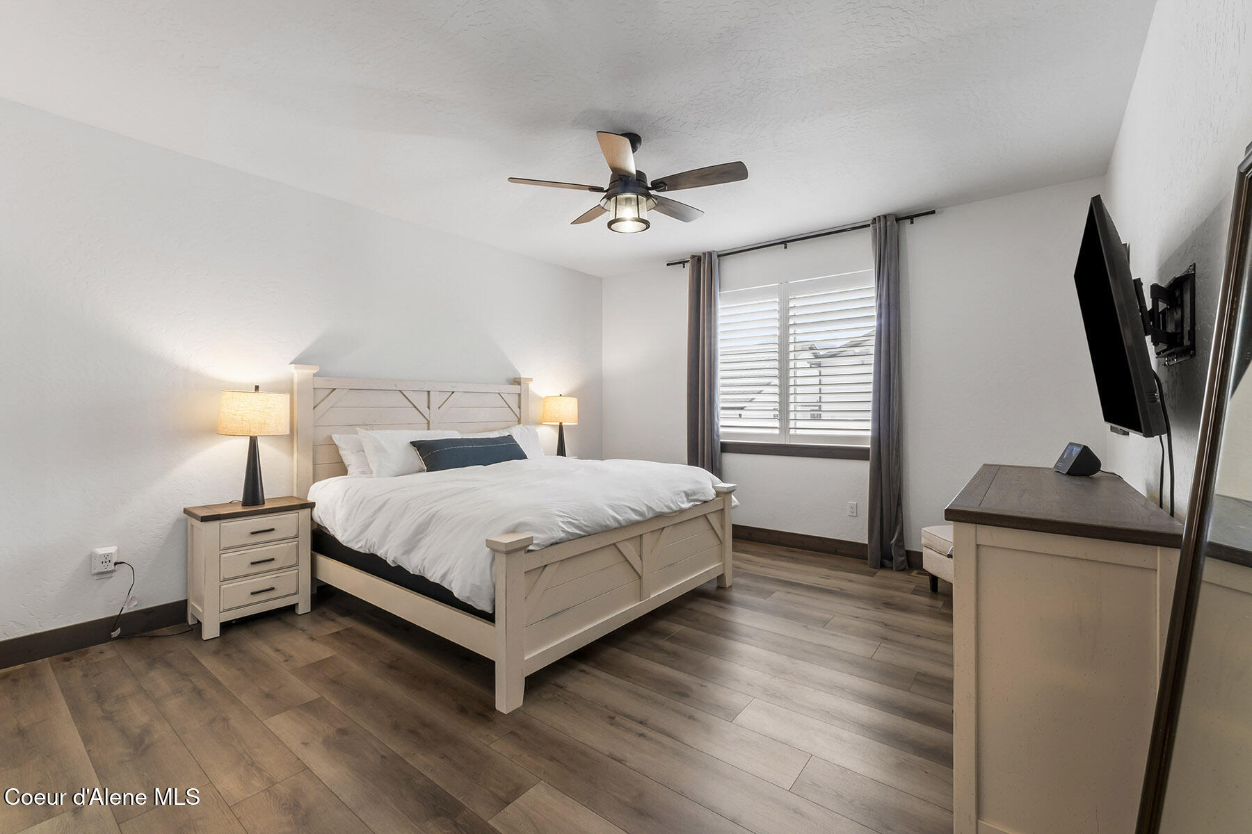 8781 West Seed Loop Rathdrum, ID 83858 - Photo 24 of 40 Primary Suite with Shutters