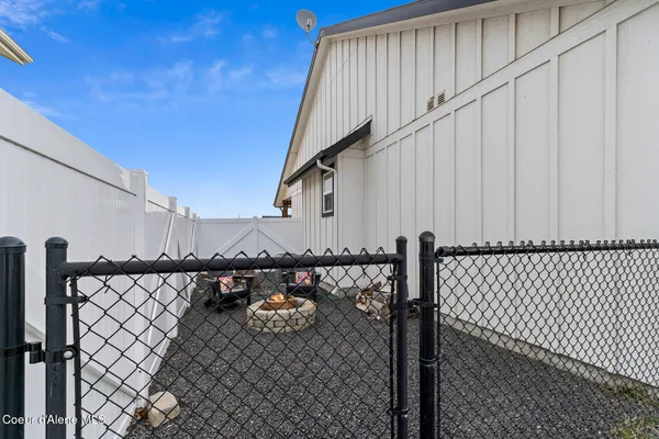$925,000 | 8781 West Seed Loop, Rathdrum, ID 83858