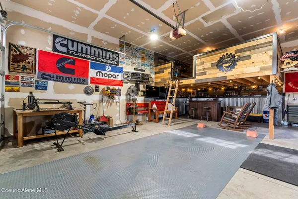 $925,000 | 8781 West Seed Loop, Rathdrum, ID 83858