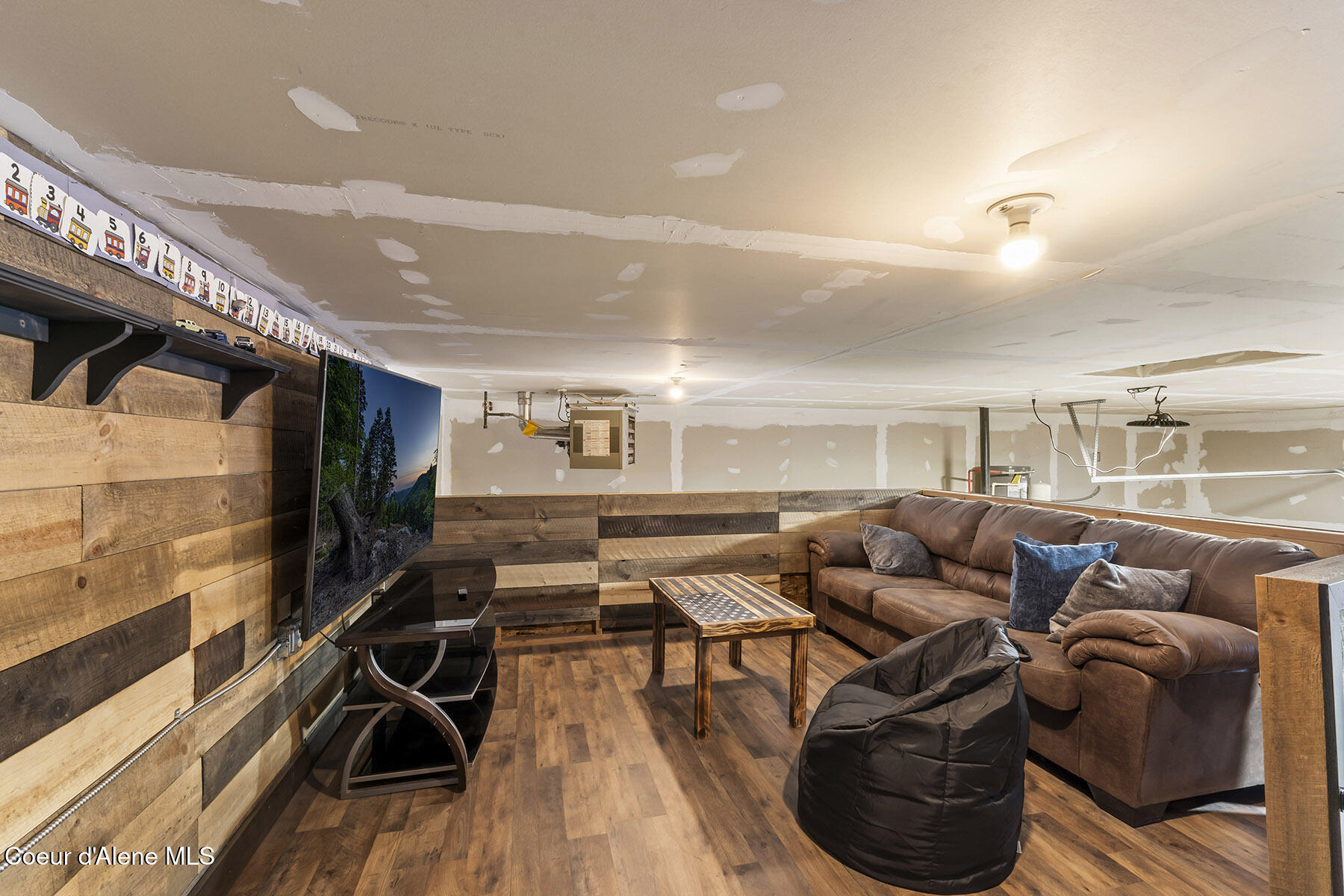 8781 West Seed Loop Rathdrum, ID 83858 - Photo 38 of 40 Finished Loft Lounge Space