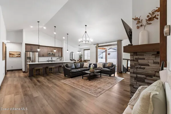 $925,000 | 8781 West Seed Loop, Rathdrum, ID 83858