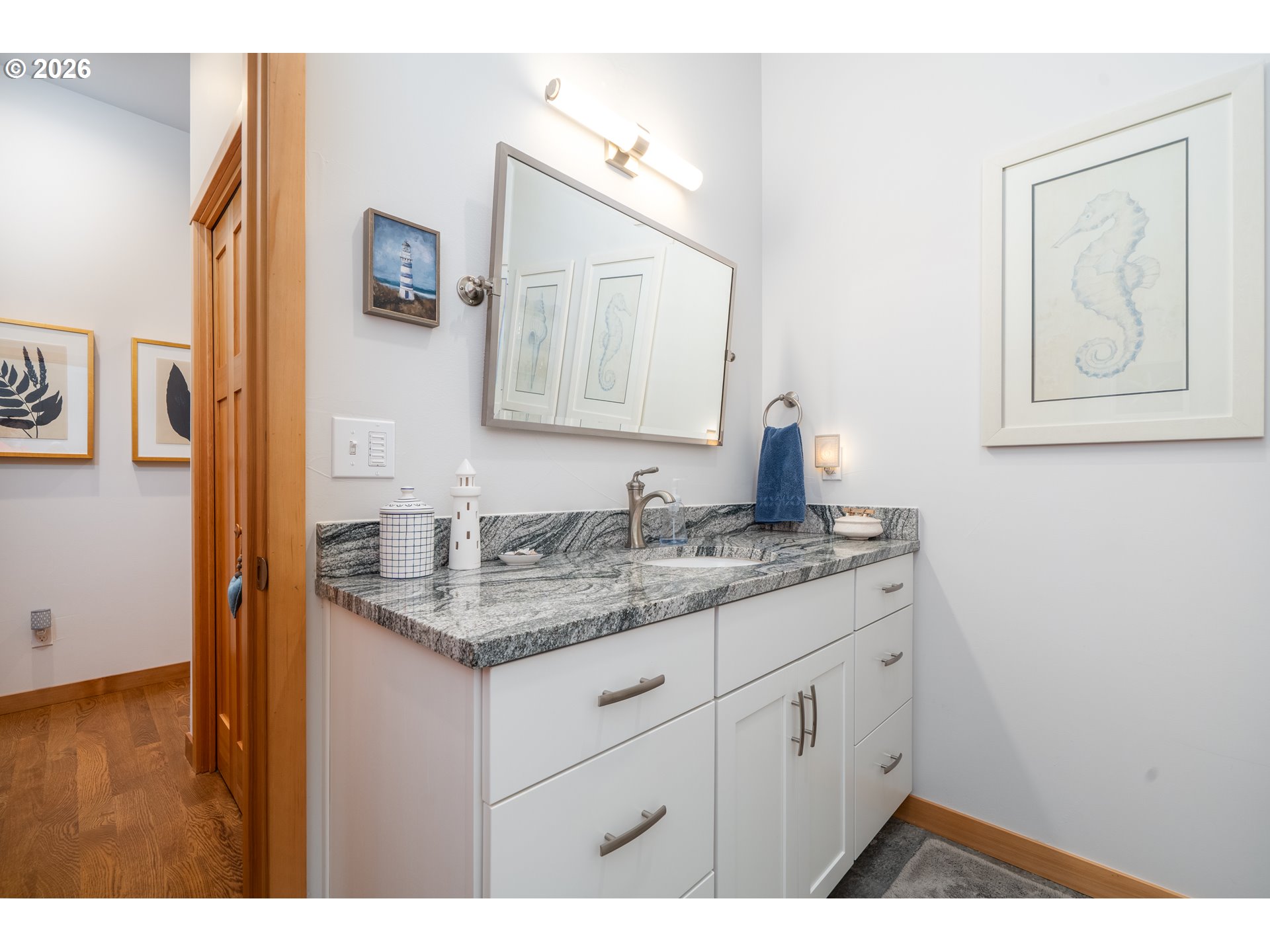 5920 Southwest Arbor Drive Newport, OR 97366 - Photo 34 of 48 Bathroom