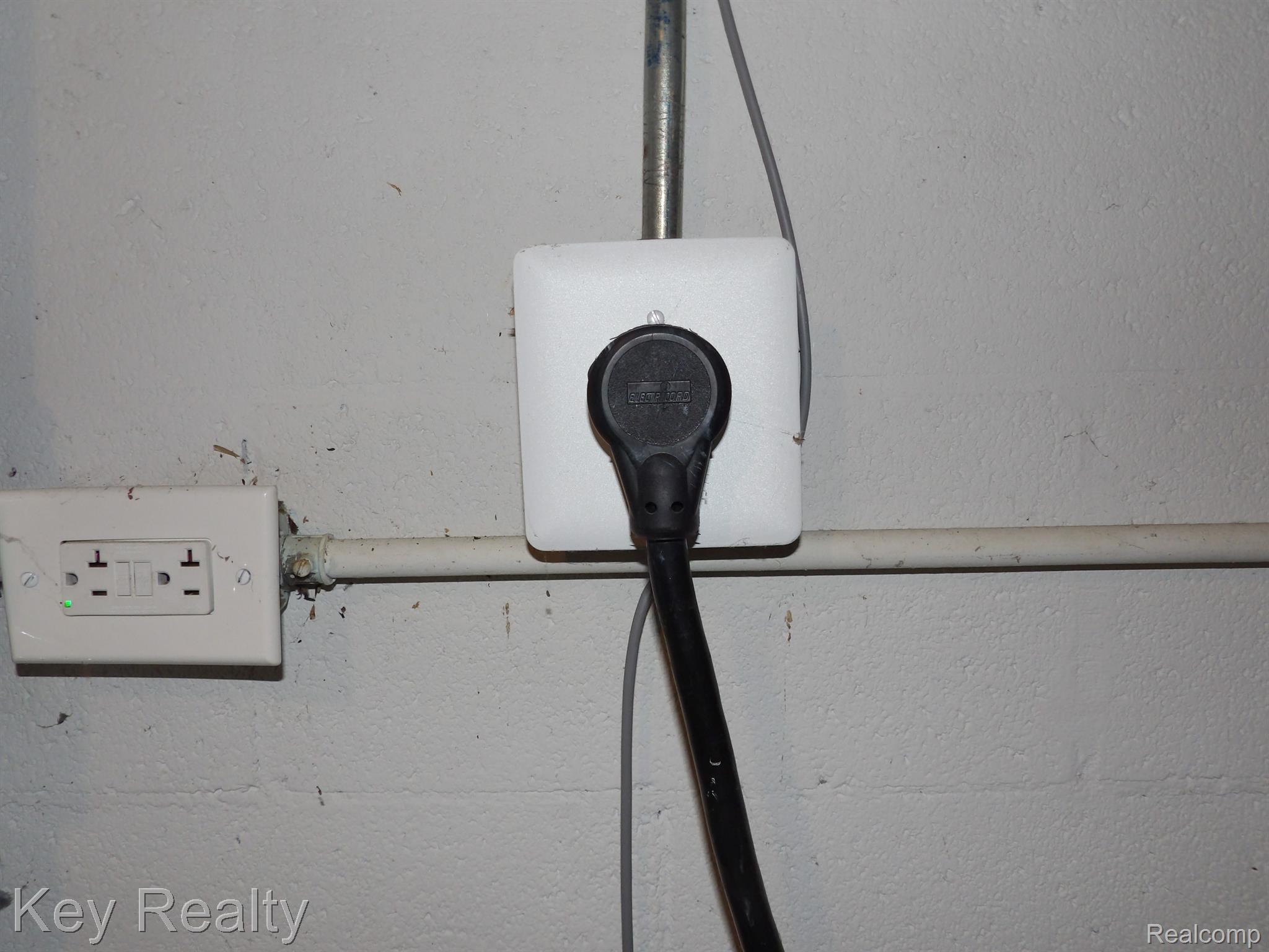 44291 Bemis Road Belleville, MI 48111 - Photo 54 of 54 220 electrical in basement