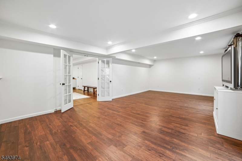 123 Riverbend Road Berkeley Heights, NJ 07922 - Photo 22 of 29 Gallery Image 22