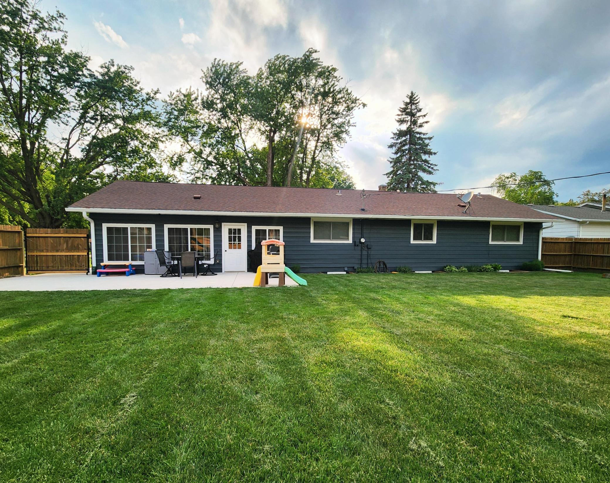 1105 5th Avenue Southwest Pipestone, MN 56164 - Photo 7 of 37
