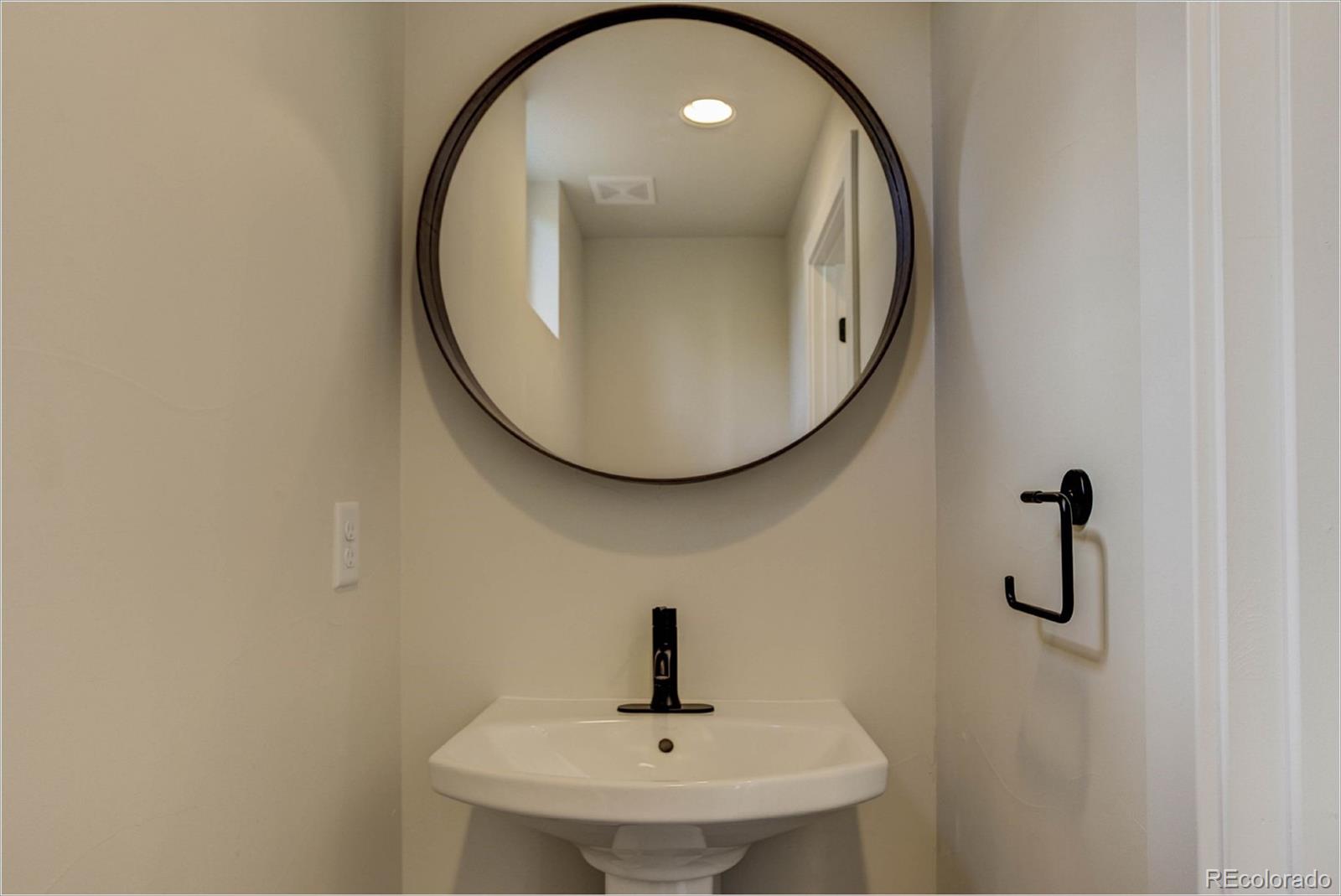 950 Raleigh Street Denver, CO 80204 - Photo 16 of 35 Gallery Image 16