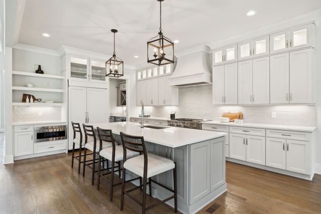 $3,549,000 | 1013 Buena Vista Drive, Franklin, TN 37069