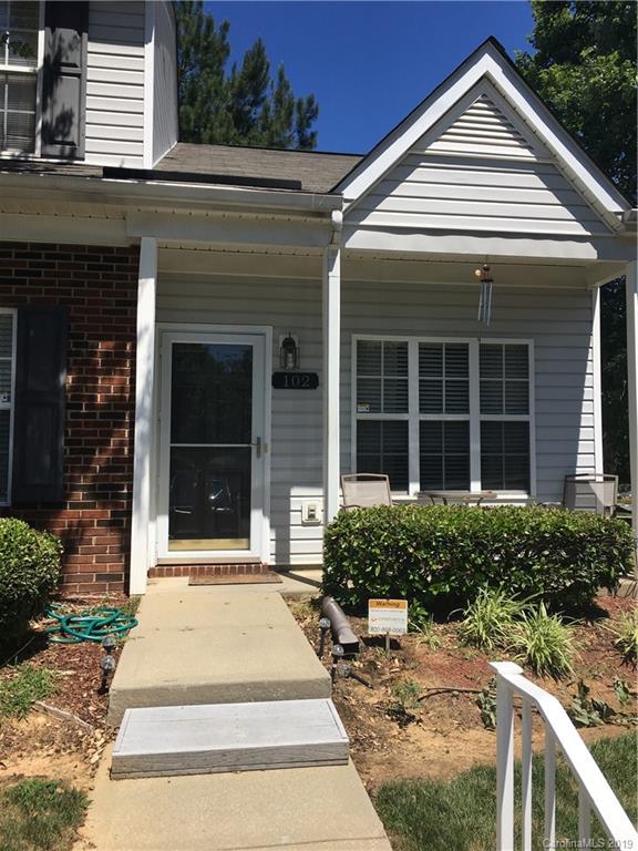 102 Rhett Court Fort Mill, SC 29715 - Photo 2 of 16 Gallery Image 2