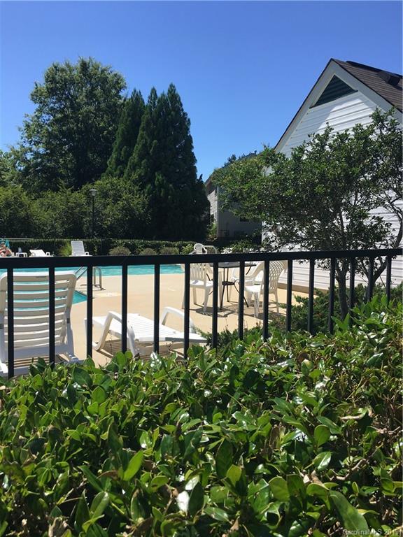 102 Rhett Court Fort Mill, SC 29715 - Photo 3 of 16 Gallery Image 3
