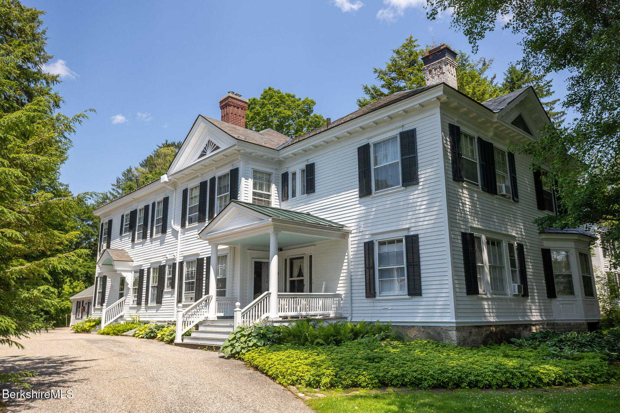 41 Main Street, Unit 7 Stockbridge, MA 01262 - Photo 1 of 16 41 Main Street