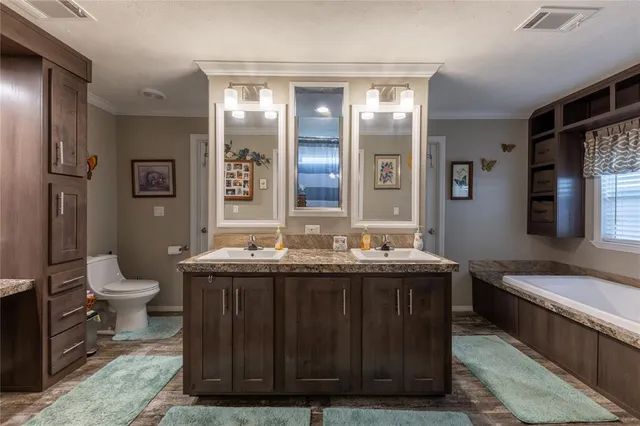 $309,000 | 2835 Grays Prairie Lane, Scurry, TX 75158