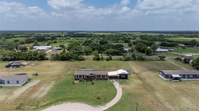 $309,000 | 2835 Grays Prairie Lane, Scurry, TX 75158