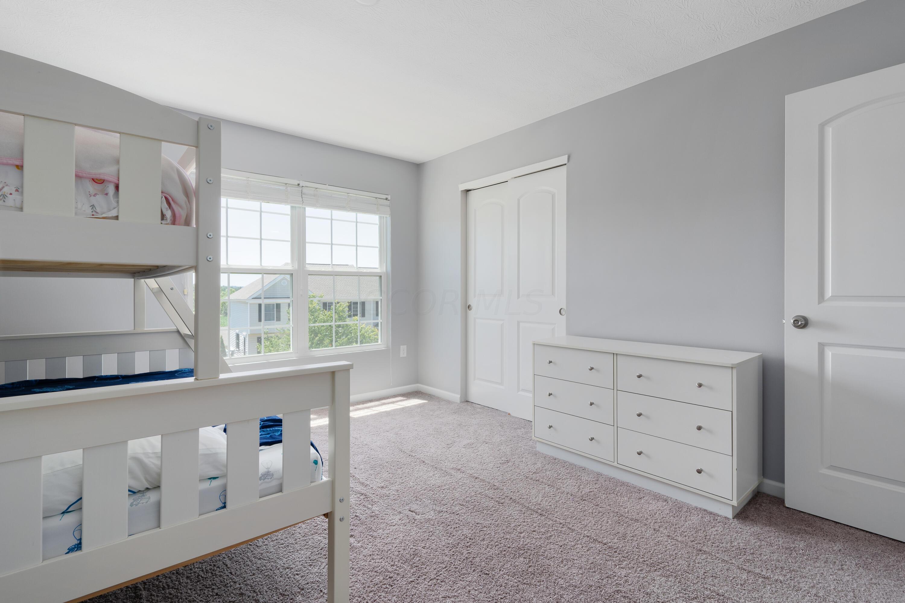 487 Autumn Ridge Circle Pickerington, OH 43147 - Photo 26 of 32 Secondary Suite