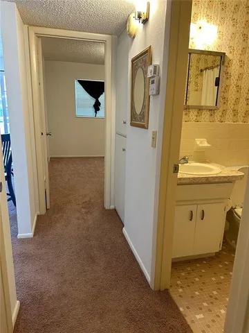 $1,750 | 2460 Persian Drive, Unit 44, Clearwater, FL 33763