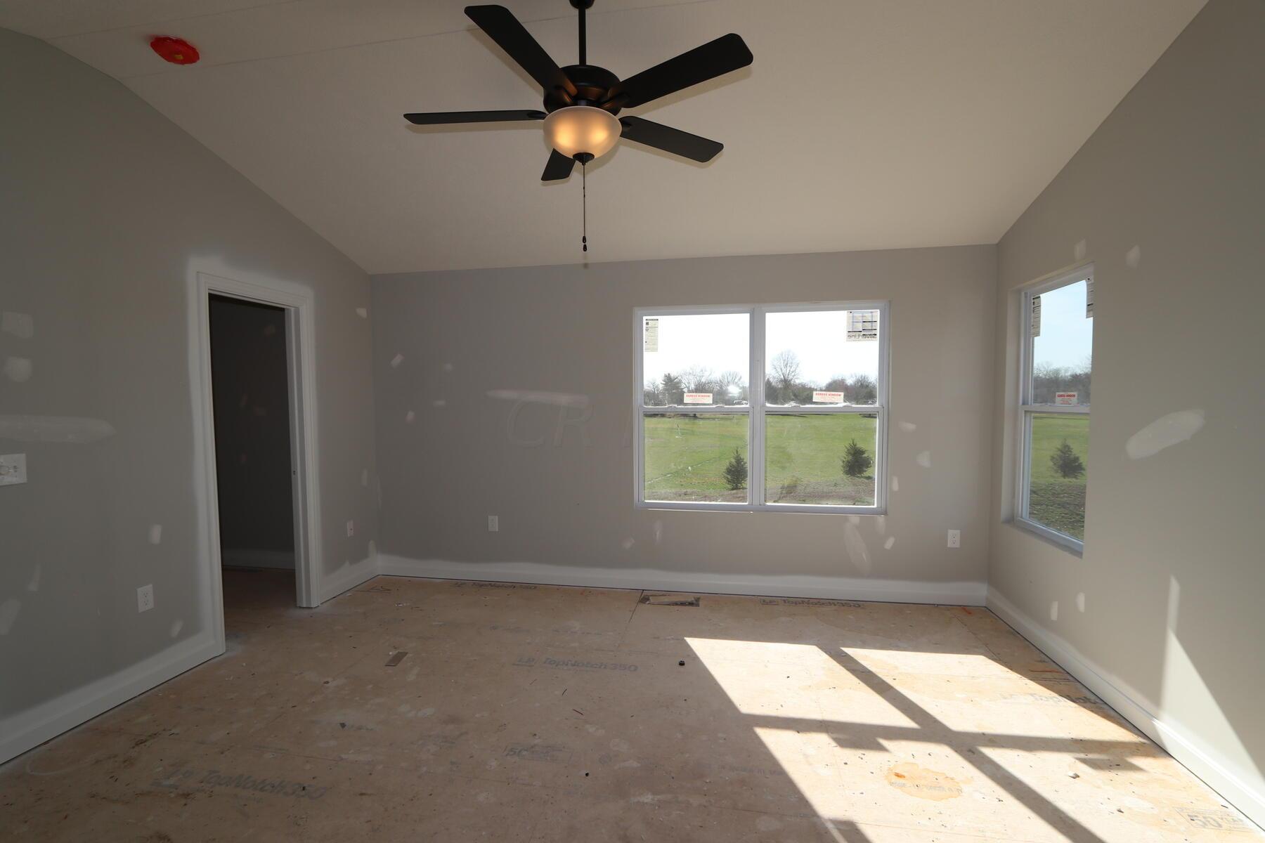 55 Chambers Bay Road Commercial Point, OH 43116 - Photo 9 of 17 Owner's Bedroom