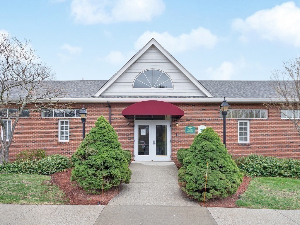 7 Conant Road, Unit 13 Winchester, MA 01890 - Photo 17 of 23