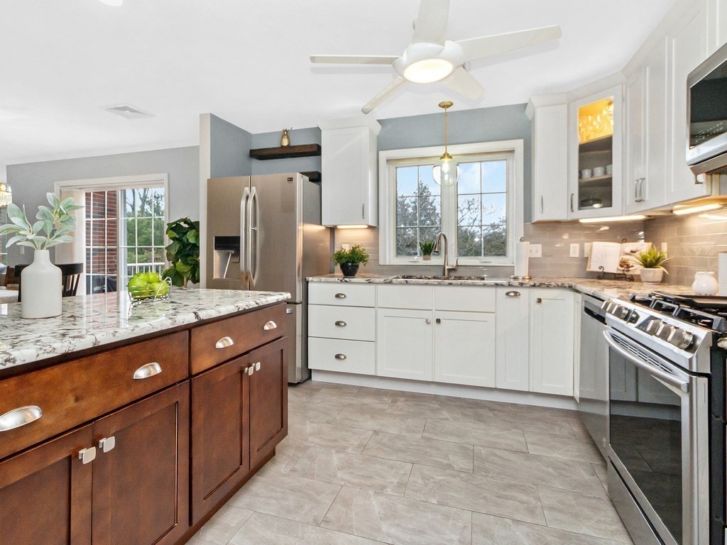 7 Conant Road, Unit 13 Winchester, MA 01890 - Photo 2 of 23