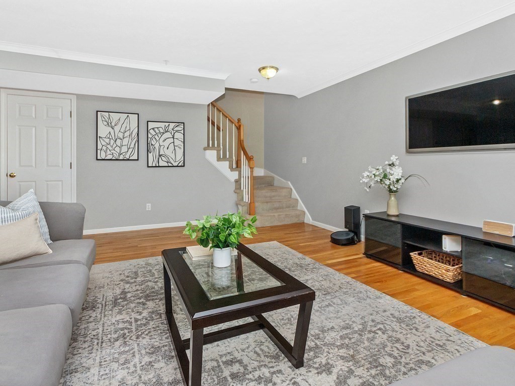 7 Conant Road, Unit 13 Winchester, MA 01890 - Photo 8 of 23