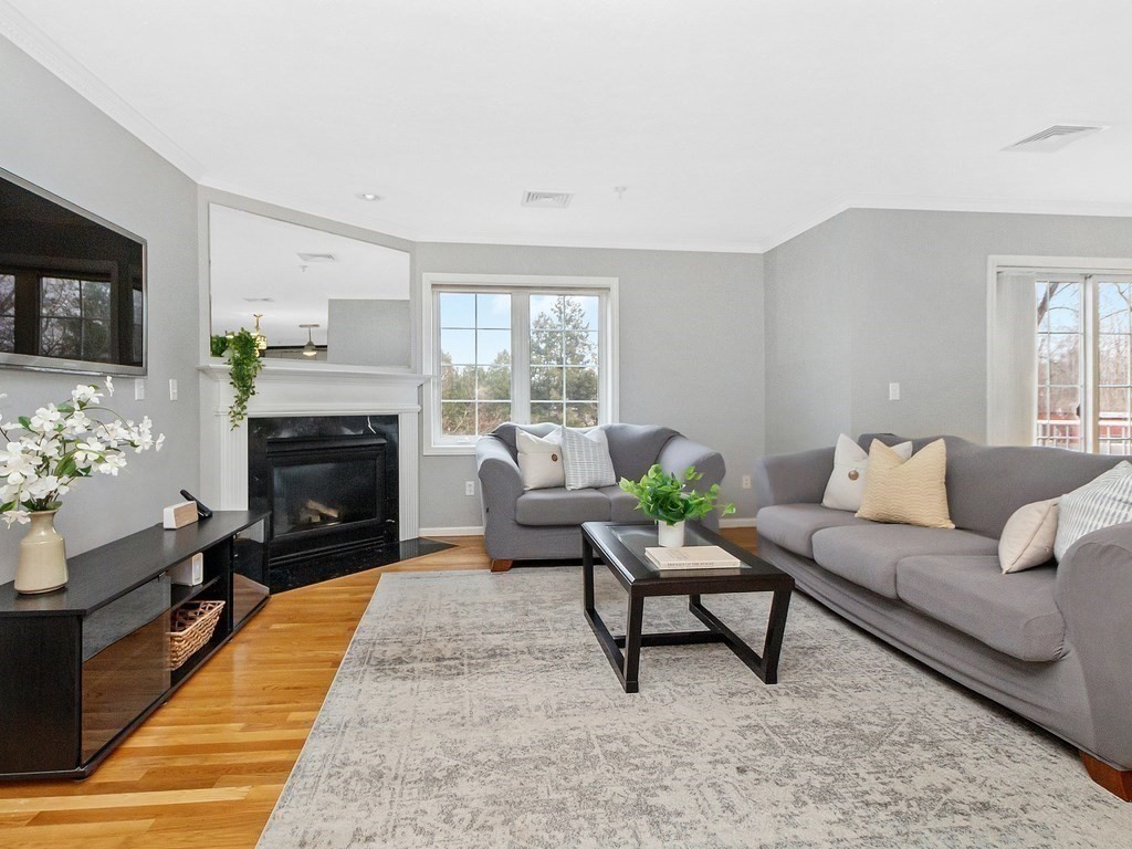 7 Conant Road, Unit 13 Winchester, MA 01890 - Photo 9 of 23