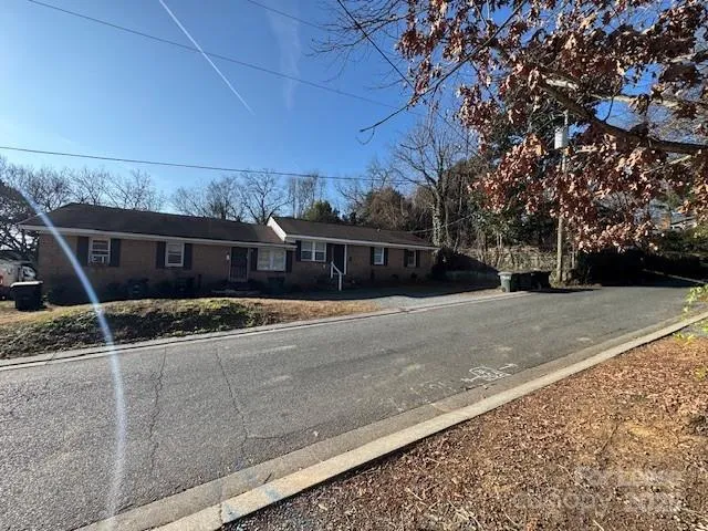 $1,275 | 300 East Hudson Street, Monroe, NC 28112