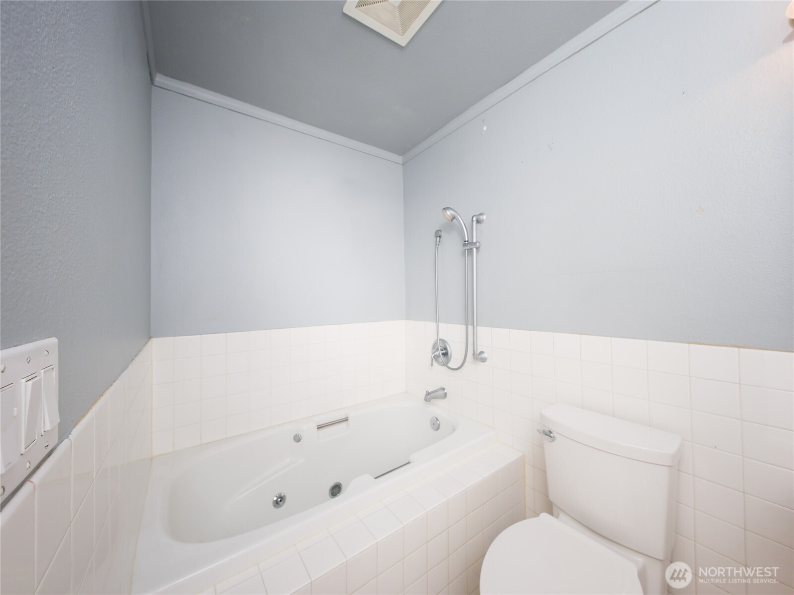 3413 Alaska Road Brier, WA 98036 - Photo 18 of 26 a bathroom with a sink a toilet and bathtub