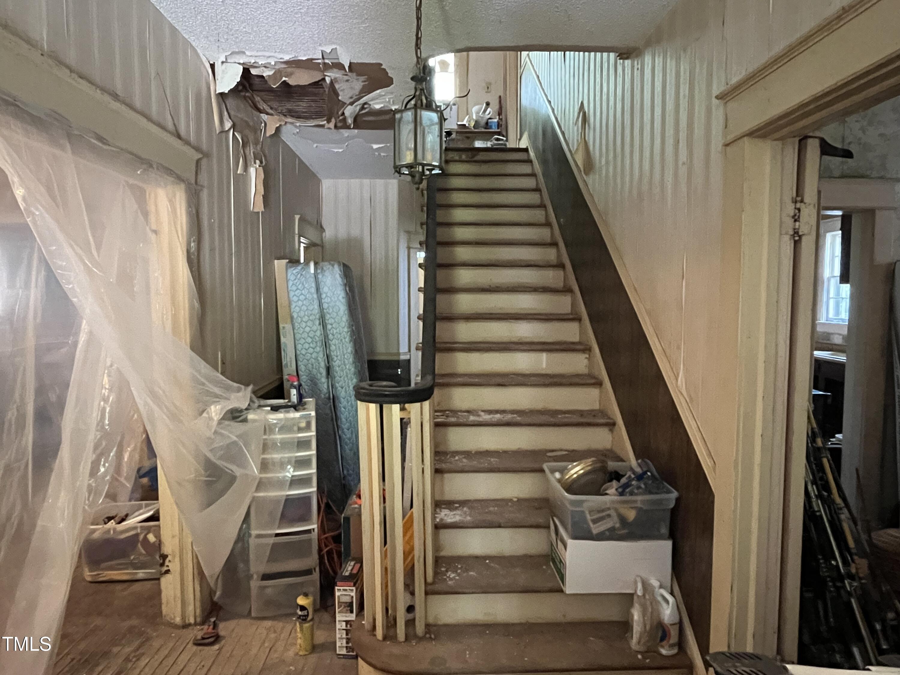 404 Kinsey Street Raleigh, NC 27603 - Photo 7 of 7 Stairs