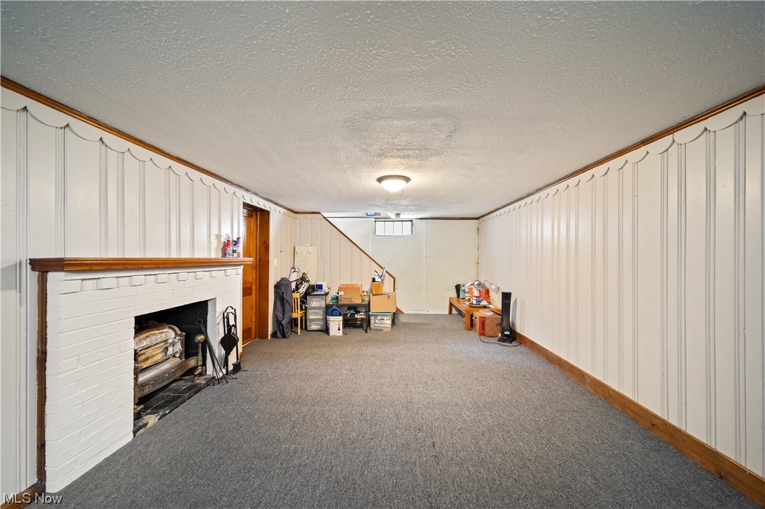 2479 Fenwick Road Cleveland, OH 44118 - Photo 25 of 34