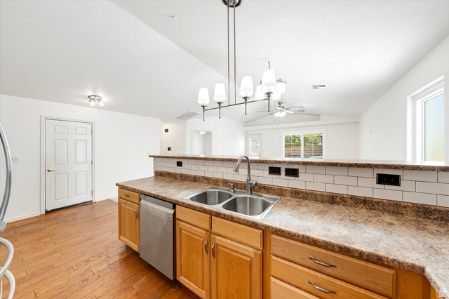 2456 South 770 West Hurricane, UT 84737 - Photo 15 of 40