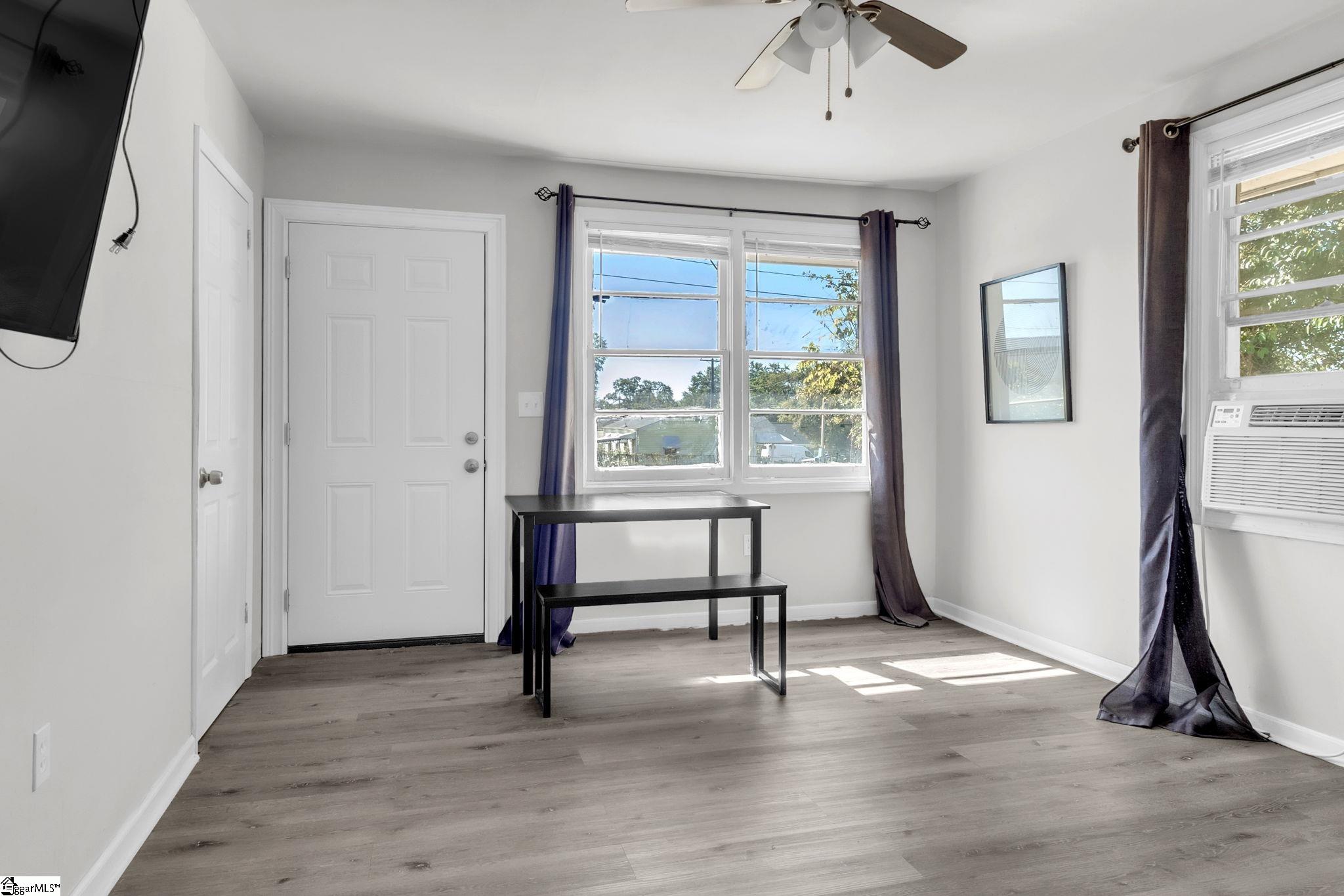 109 Dime Street Greenville, SC 29607 - Photo 5 of 25