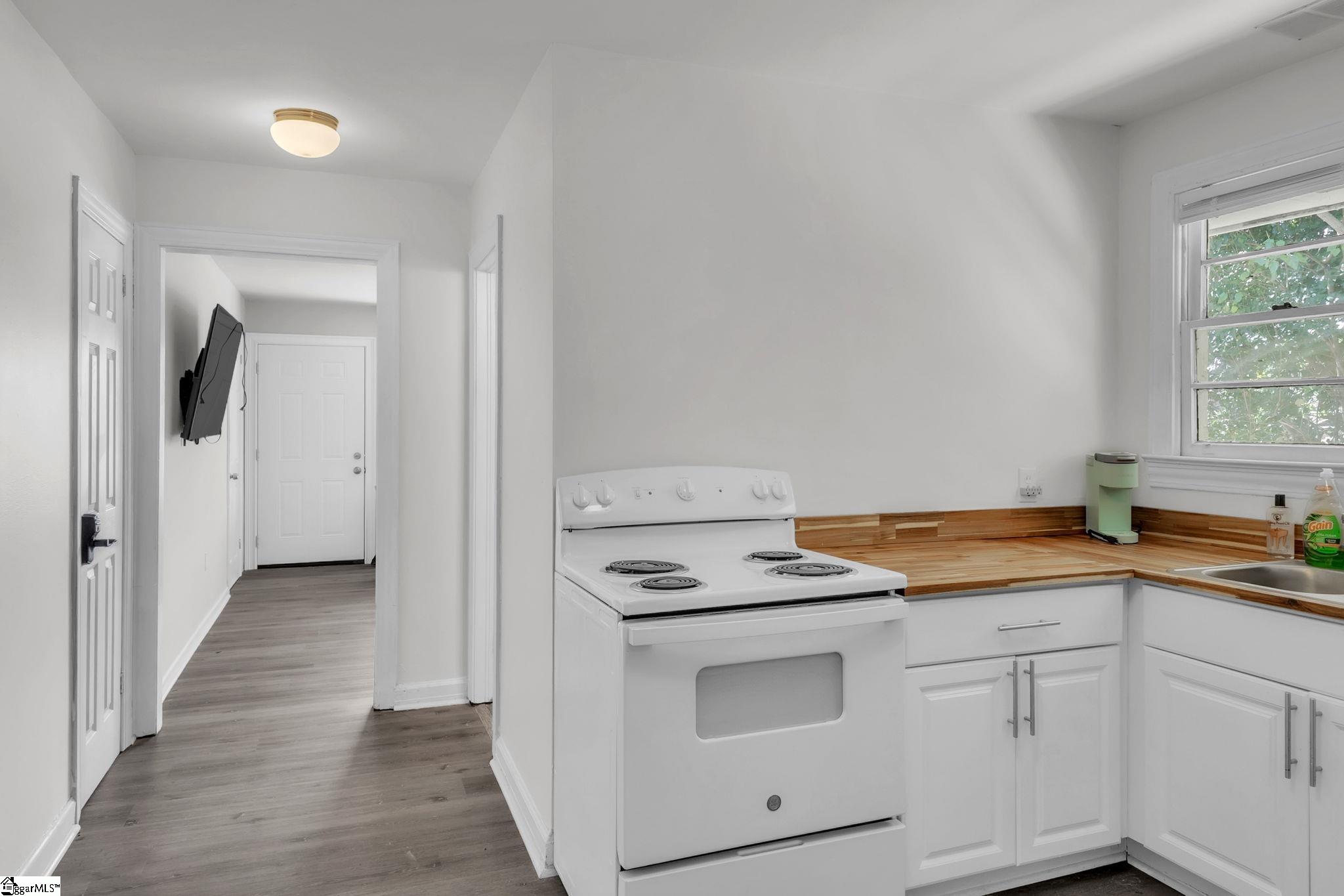 109 Dime Street Greenville, SC 29607 - Photo 10 of 25