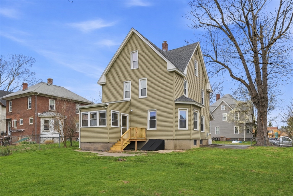 15 High Street West Springfield, MA 01089 - Photo 4 of 41