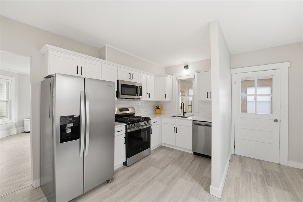 15 High Street West Springfield, MA 01089 - Photo 8 of 41