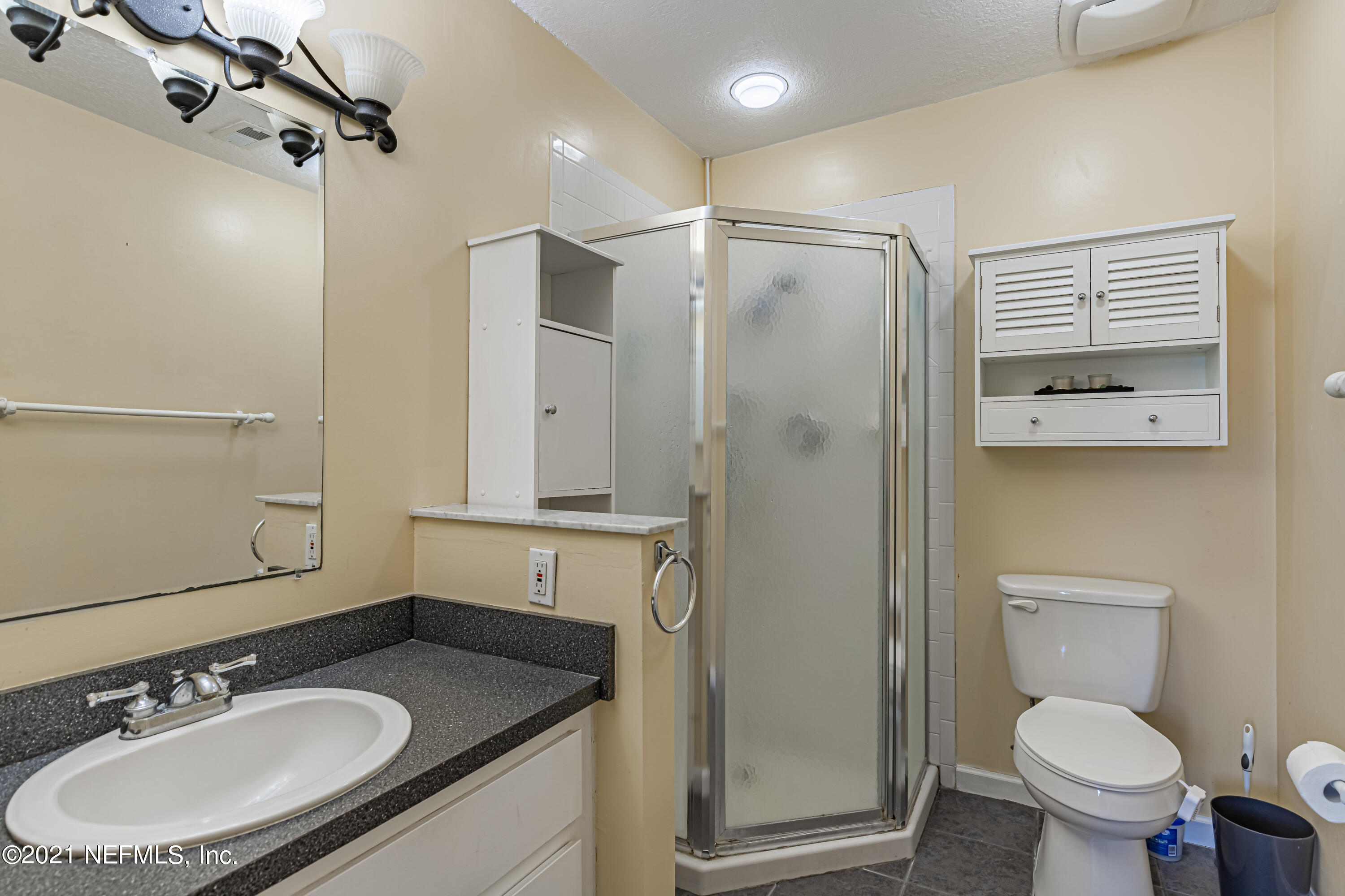 6005 Briar Forest Road North Jacksonville, FL 32277 - Photo 28 of 32 19 Master Bathroom