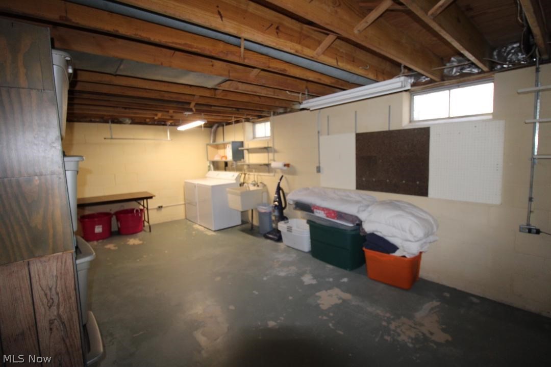 449 Walters Road Chagrin Falls, OH 44022 - Photo 19 of 24 laundry 1 of 2
