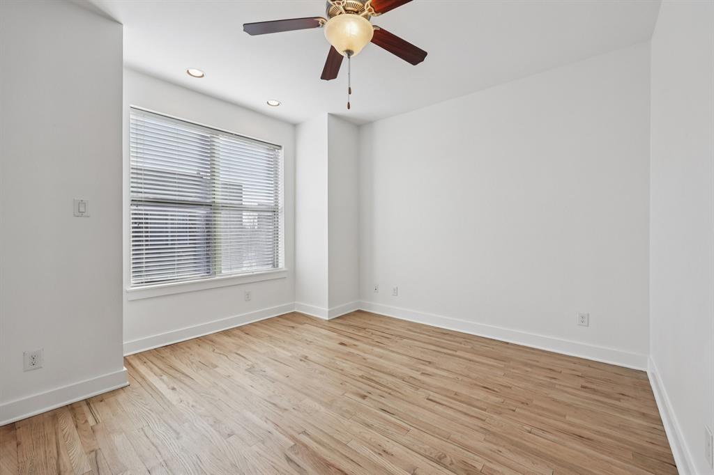 1511 Bluff Ridge Way Dallas, TX 75206 - Photo 24 of 39