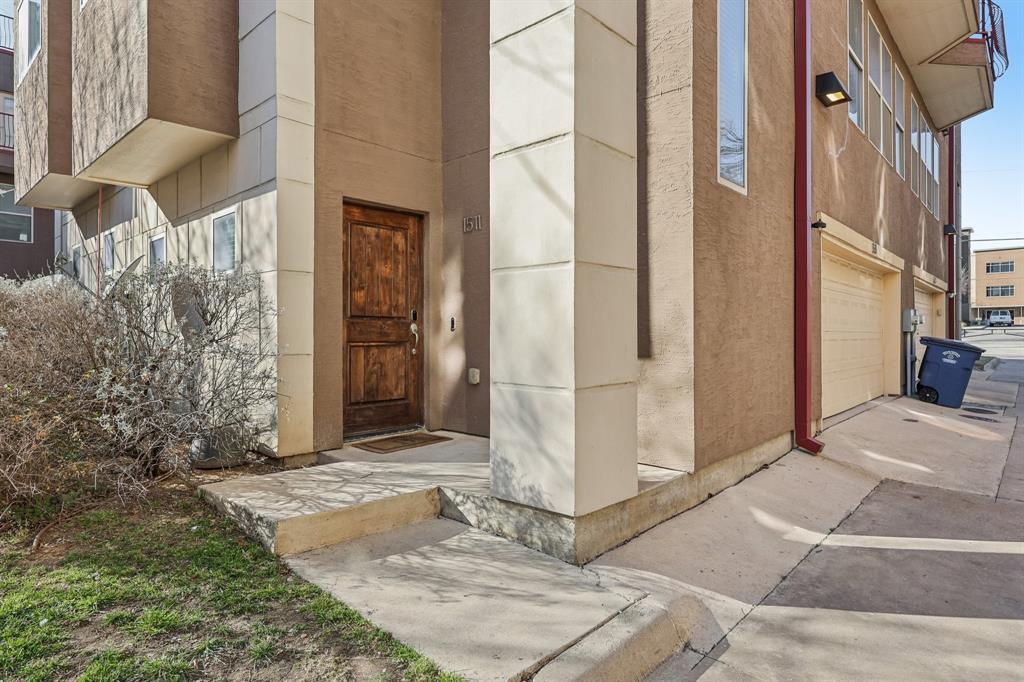 1511 Bluff Ridge Way Dallas, TX 75206 - Photo 32 of 39